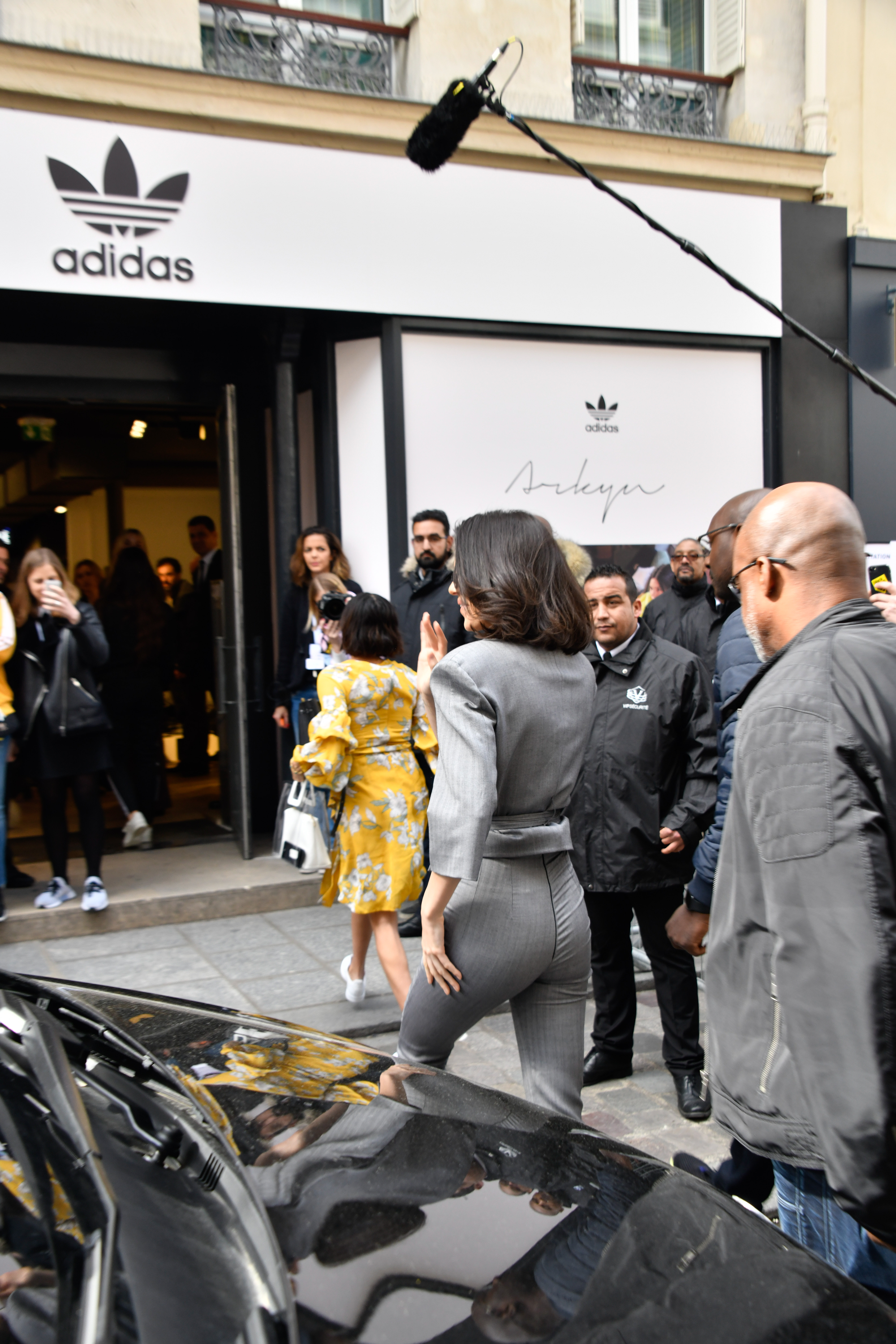 Access_Kardashian_3.jpg