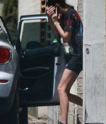 Access_Kardashian_7.jpg