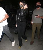 Access_Kardashian_2.jpg