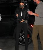 Access_Kardashian_20.jpg