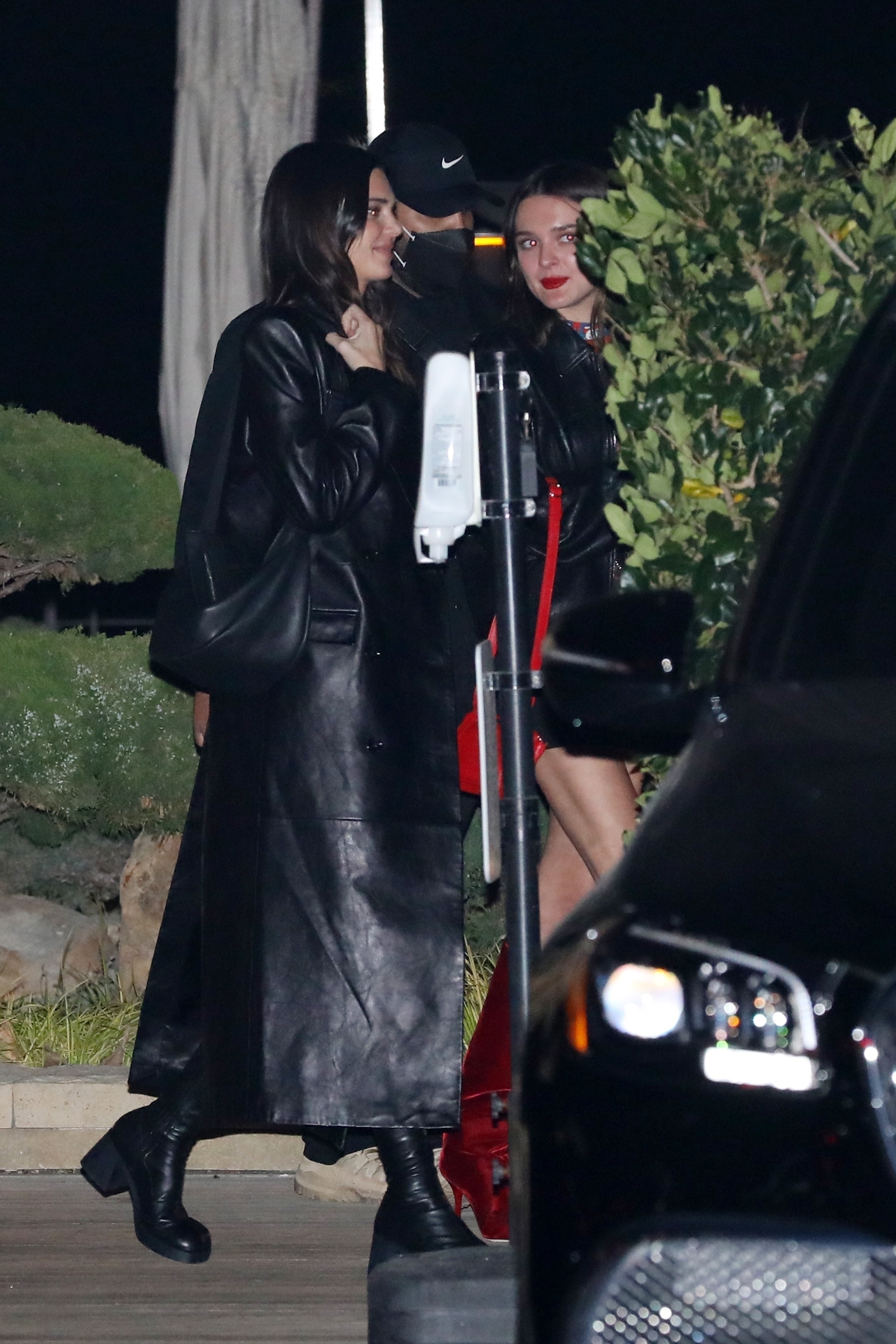 Access_Kardashian_6.jpg