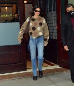 Access_Kardashian_1.jpg