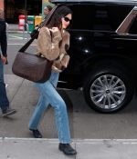 Access_Kardashian_30.jpg