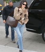 Access_Kardashian_6.jpg