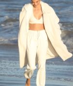 Access_Kardashian_18.jpg