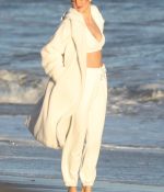 Access_Kardashian_8.jpg