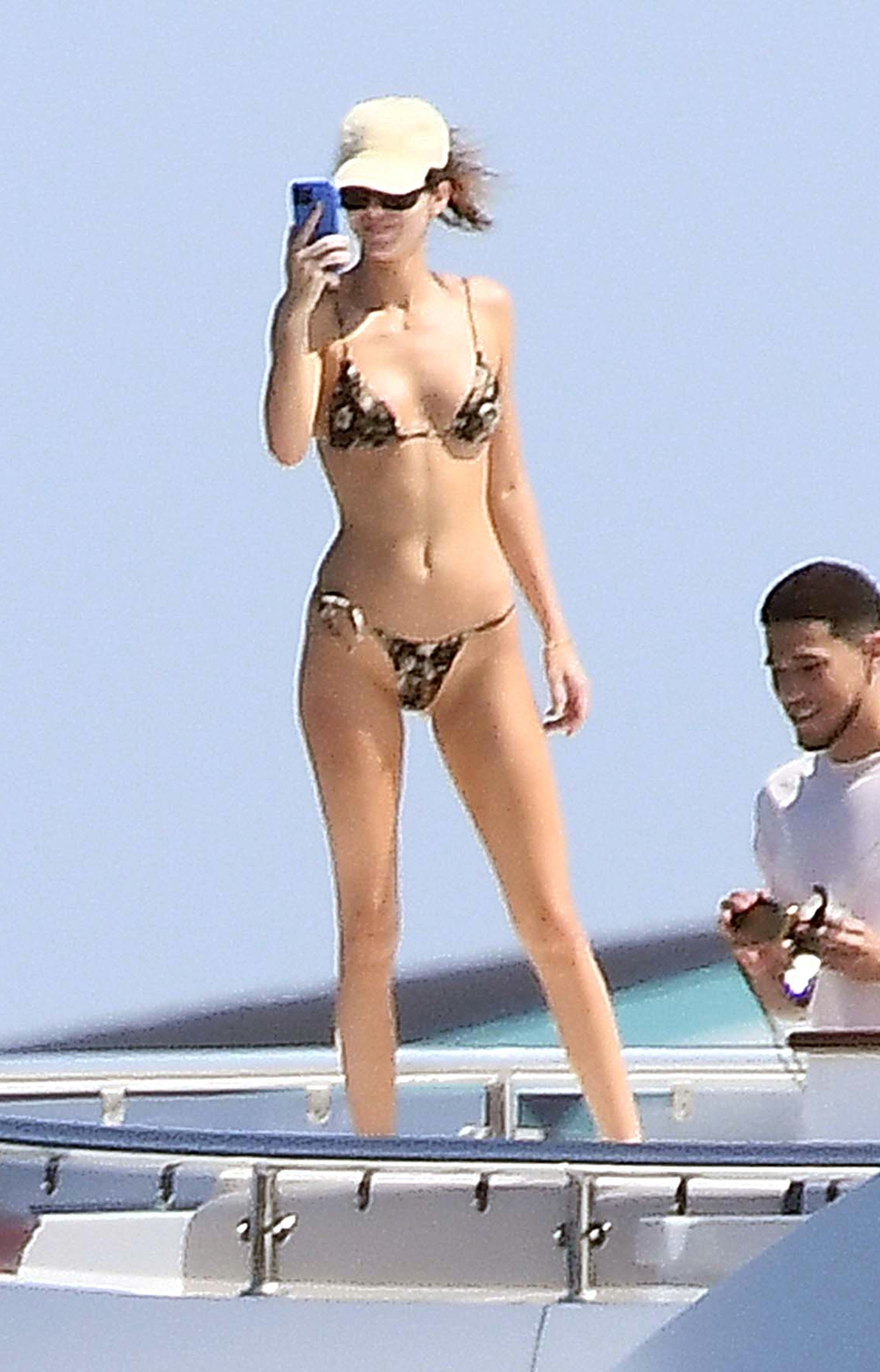 Access_Kardashian_12.jpg