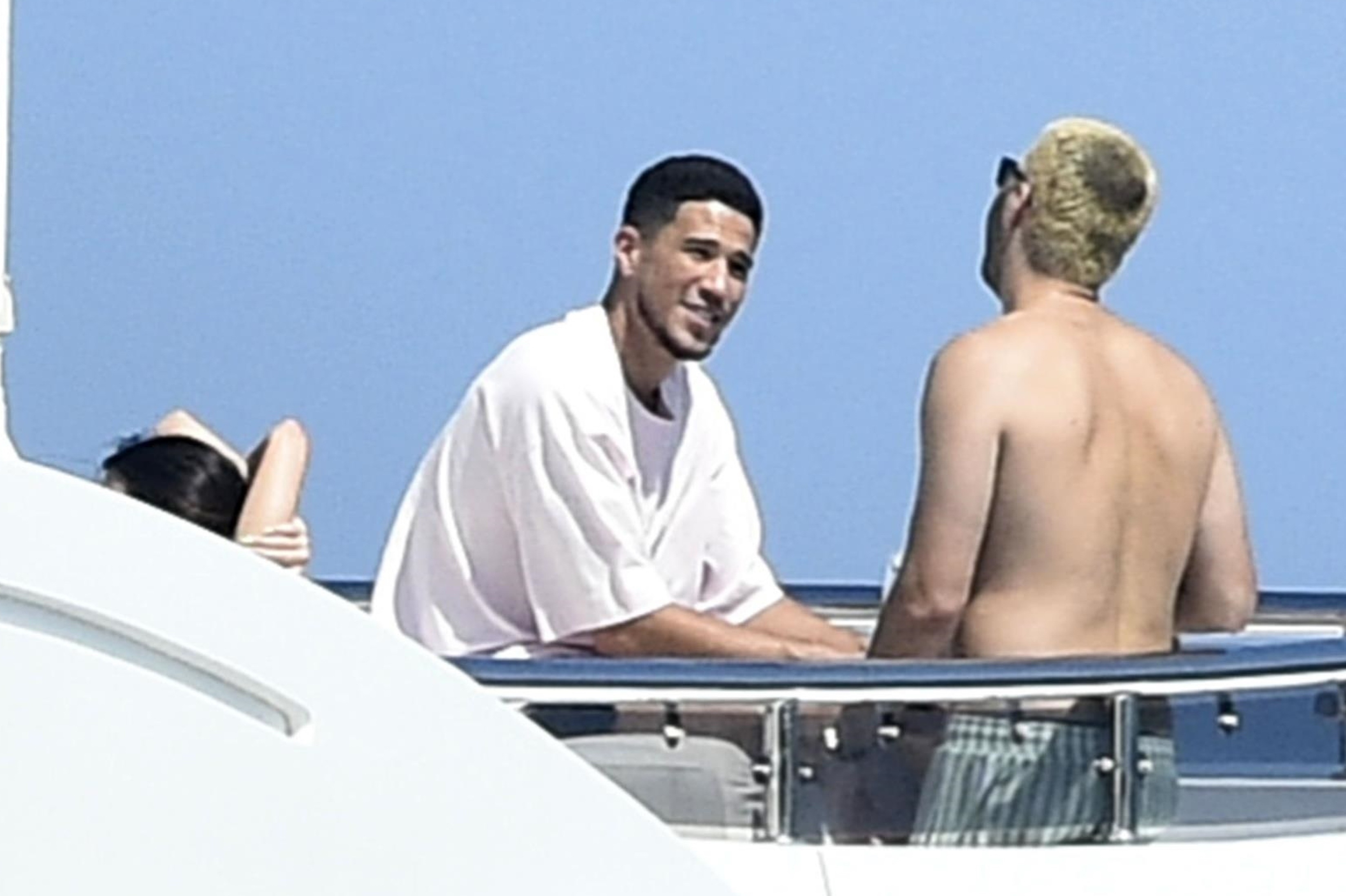 Access_Kardashian_2.jpg