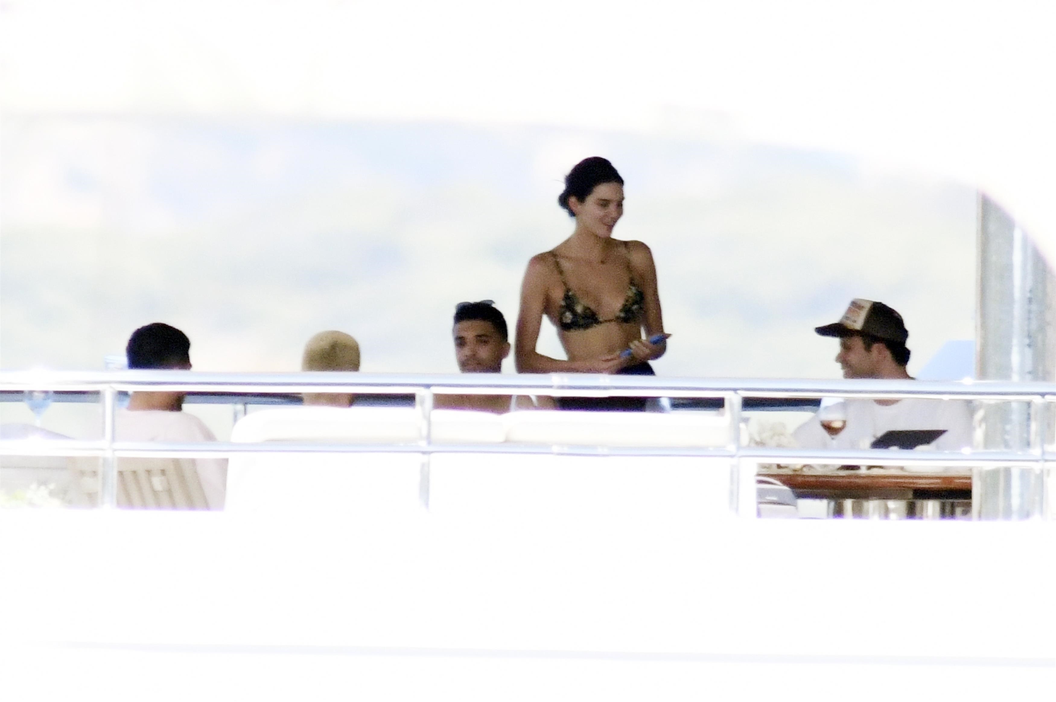 Access_Kardashian_23.jpg