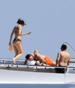 Access_Kardashian_107.jpg
