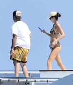 Access_Kardashian_120.jpg