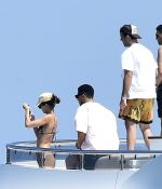 Access_Kardashian_128.jpg