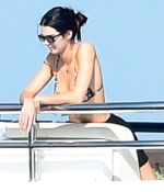 Access_Kardashian_6.jpg