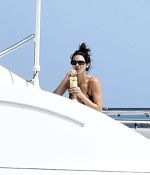 Access_Kardashian_71.jpg