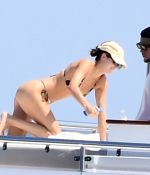 Access_Kardashian_94.jpg