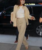 Access_Kardashian_7.jpg