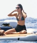 Access_Kardashian_15.jpg