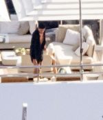 Access_Kardashian_12.jpg