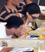 Access_Kardashian_49.jpg