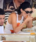 Access_Kardashian_61.jpg