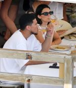 Access_Kardashian_76.jpg