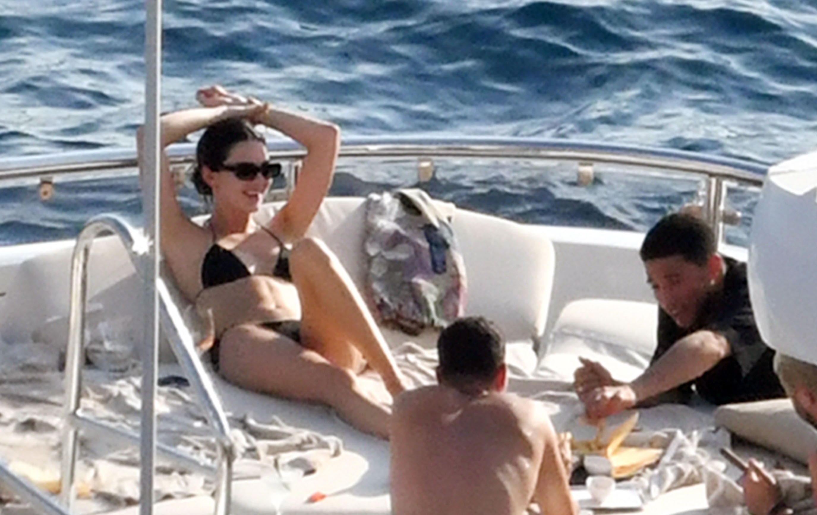 Access_Kardashian_13.jpg