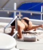 Access_Kardashian_4.jpg
