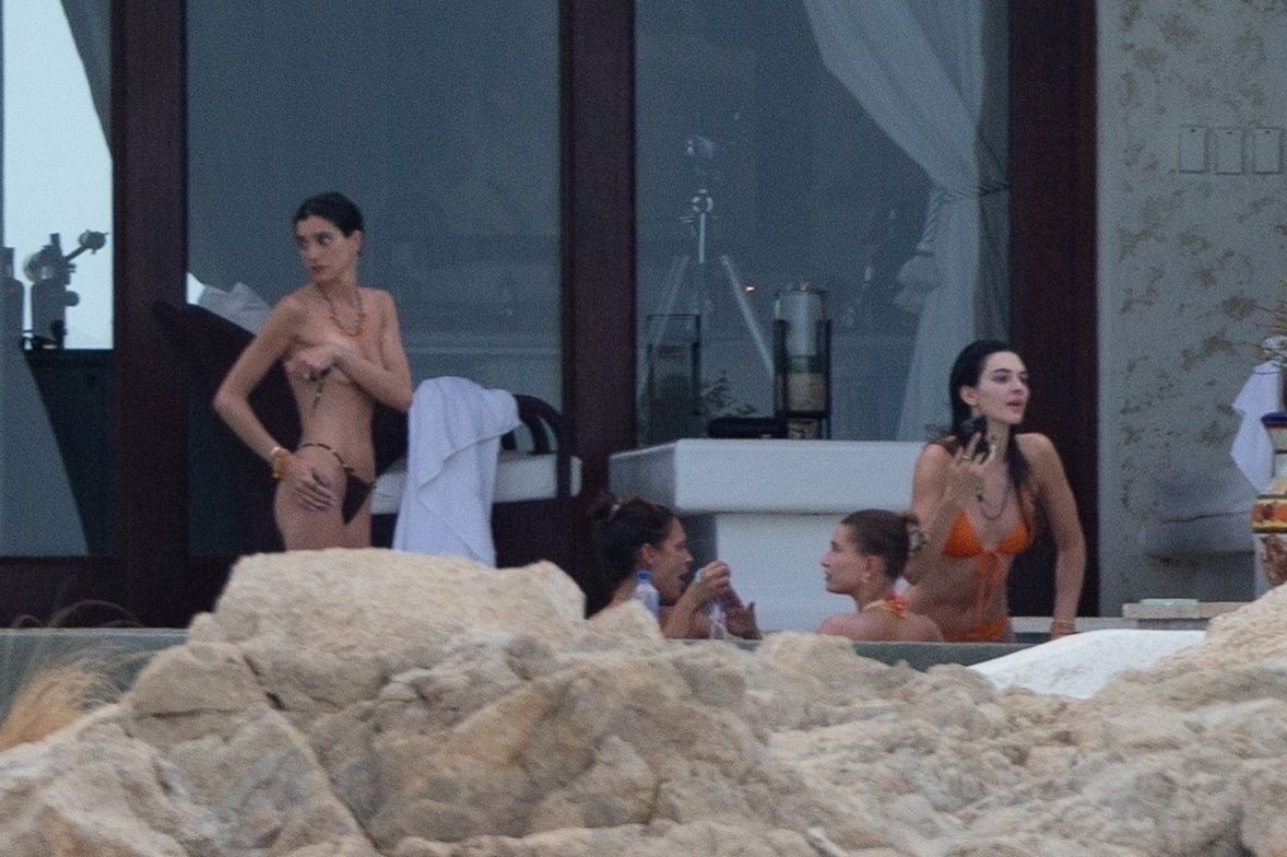 Access_Kardashian_17.jpg