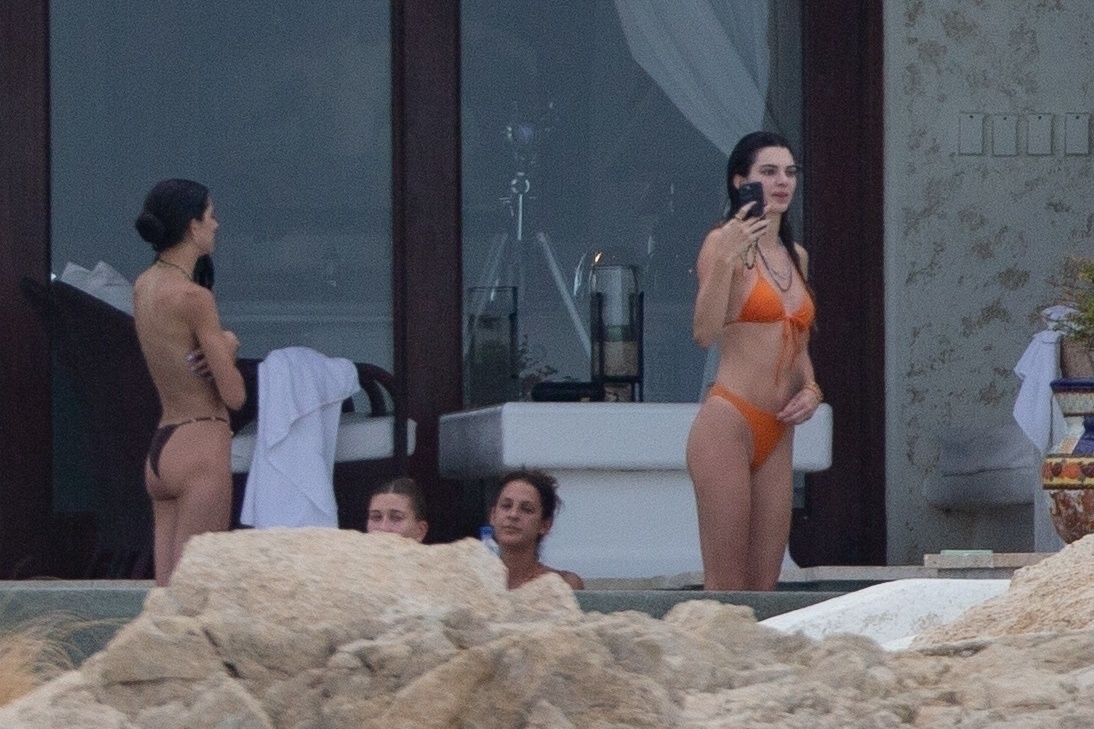 Access_Kardashian_2.jpg