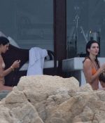 Access_Kardashian_12.jpg