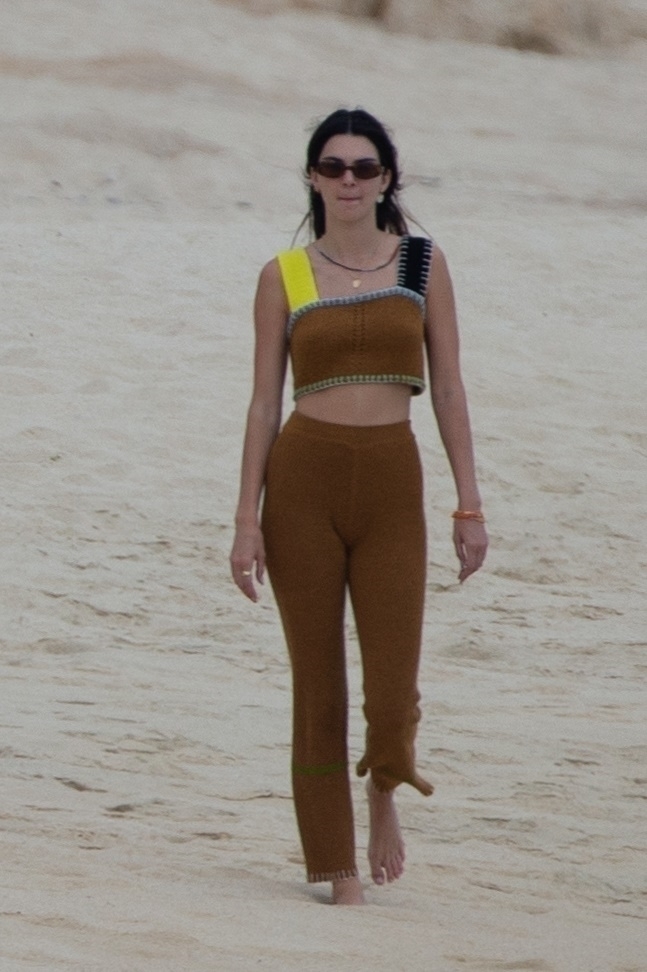 Access_Kardashian_2.jpg