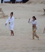 Access_Kardashian_6.jpg