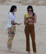 Access_Kardashian_8.jpg