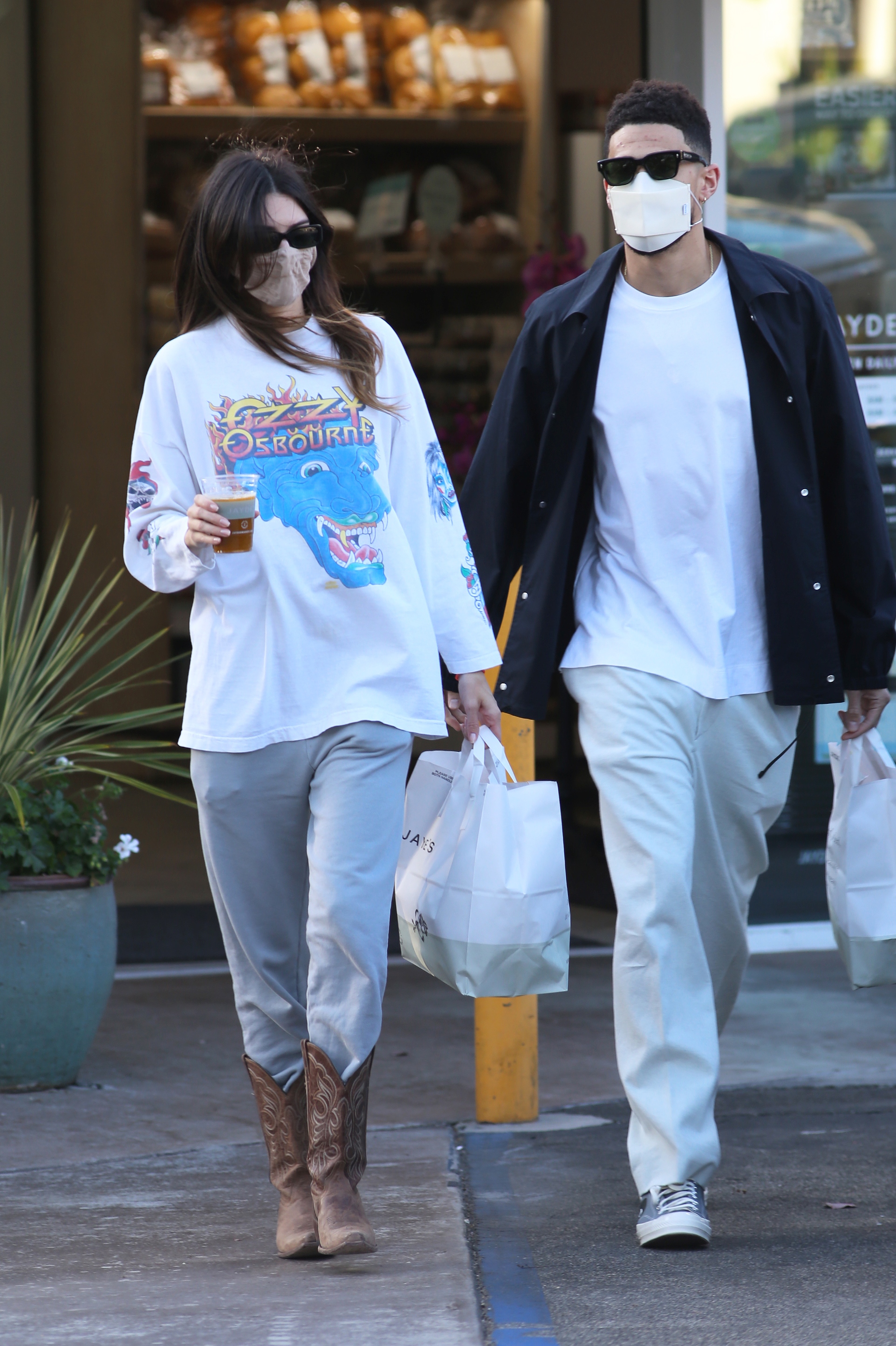 Access_Kardashian_1.jpg