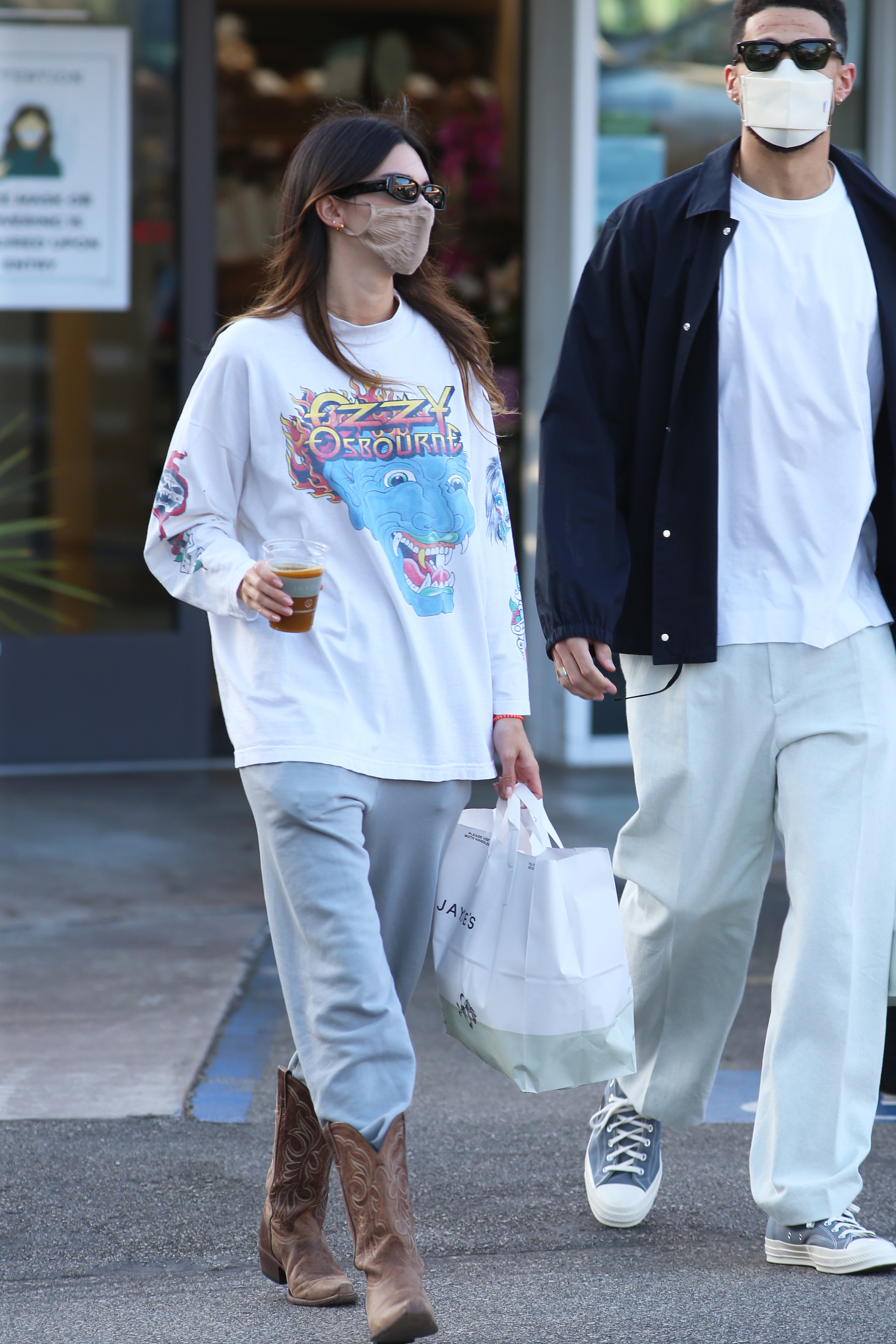 Access_Kardashian_12.jpg