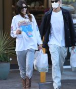 Access_Kardashian_1.jpg