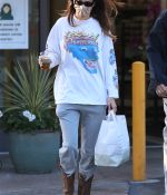 Access_Kardashian_10.jpg