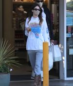 Access_Kardashian_4.jpg