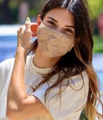 Access_Kardashian_2.jpg