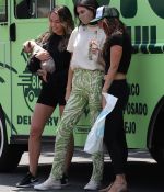 Access_Kardashian_70.jpg
