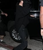 Access_Kardashian_14.jpg