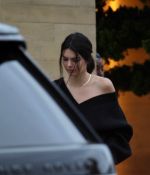 Access_Kardashian_8~0.jpg
