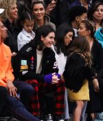 Access_Kardashian_5.jpg