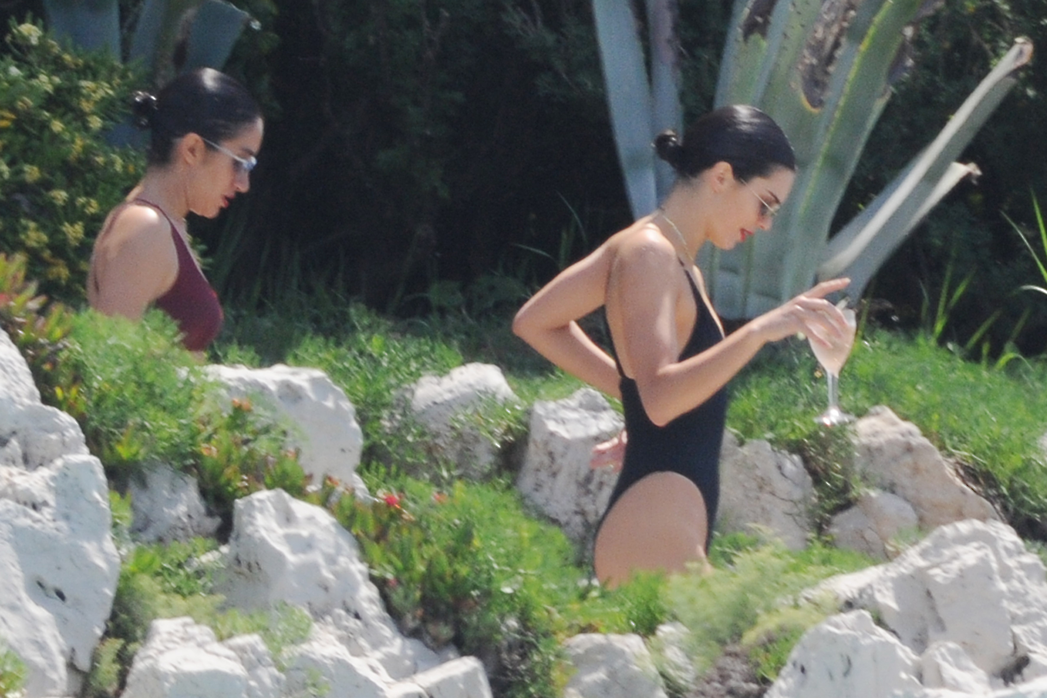 Access_Kardashian_330.jpg
