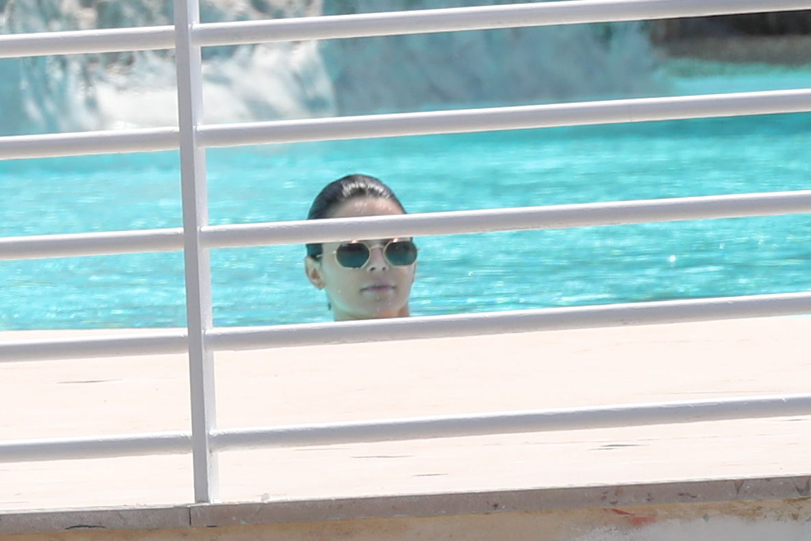 Access_Kardashian_79.jpg