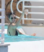 Access_Kardashian_121.jpg