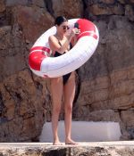 Access_Kardashian_172.jpg