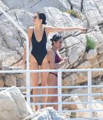 Access_Kardashian_193.jpg