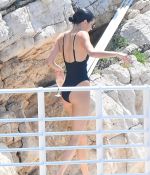 Access_Kardashian_23.jpg