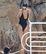 Access_Kardashian_25.jpg